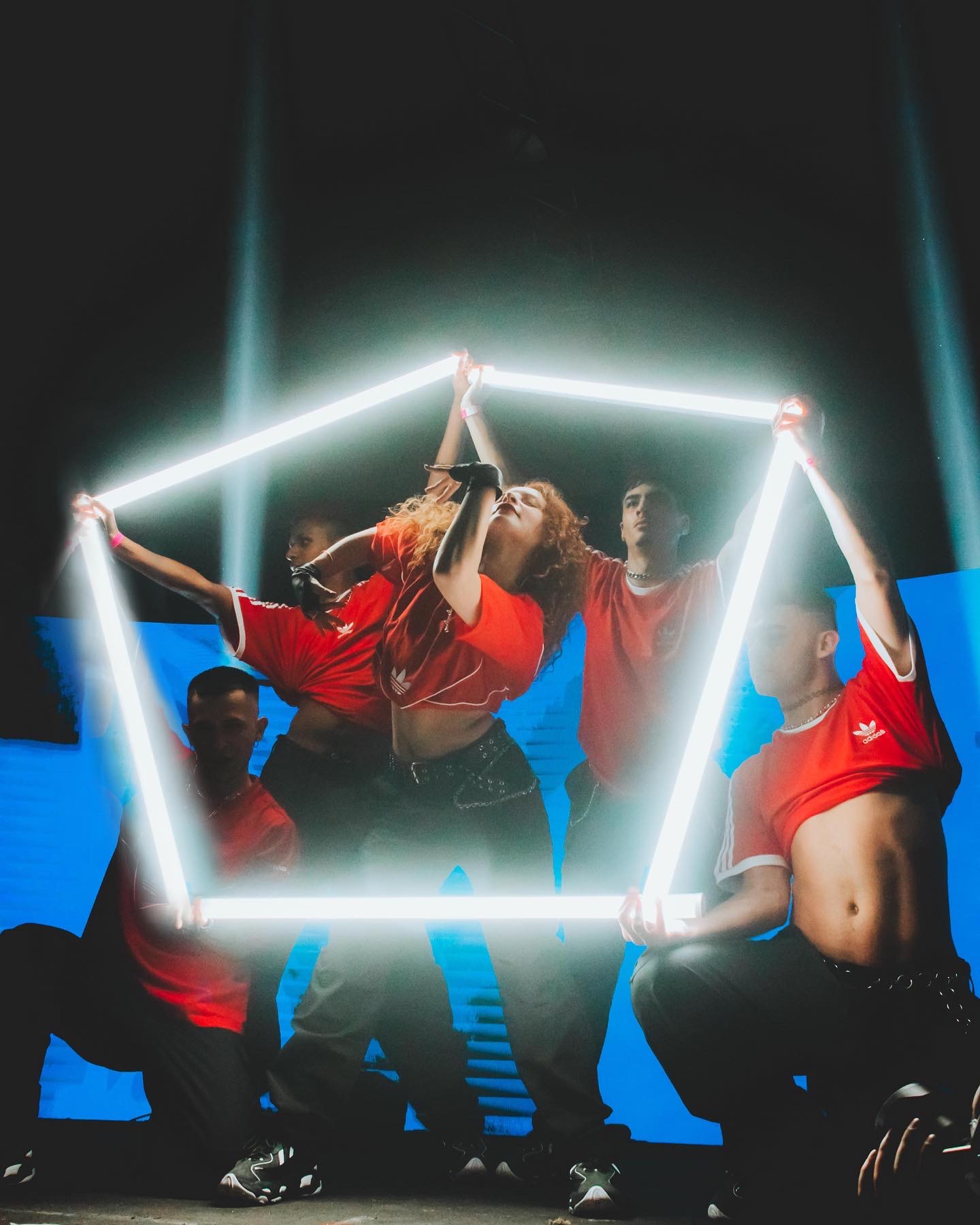 card imagen dance crew